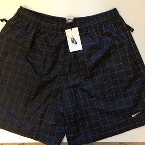 Nikelab Flash Short